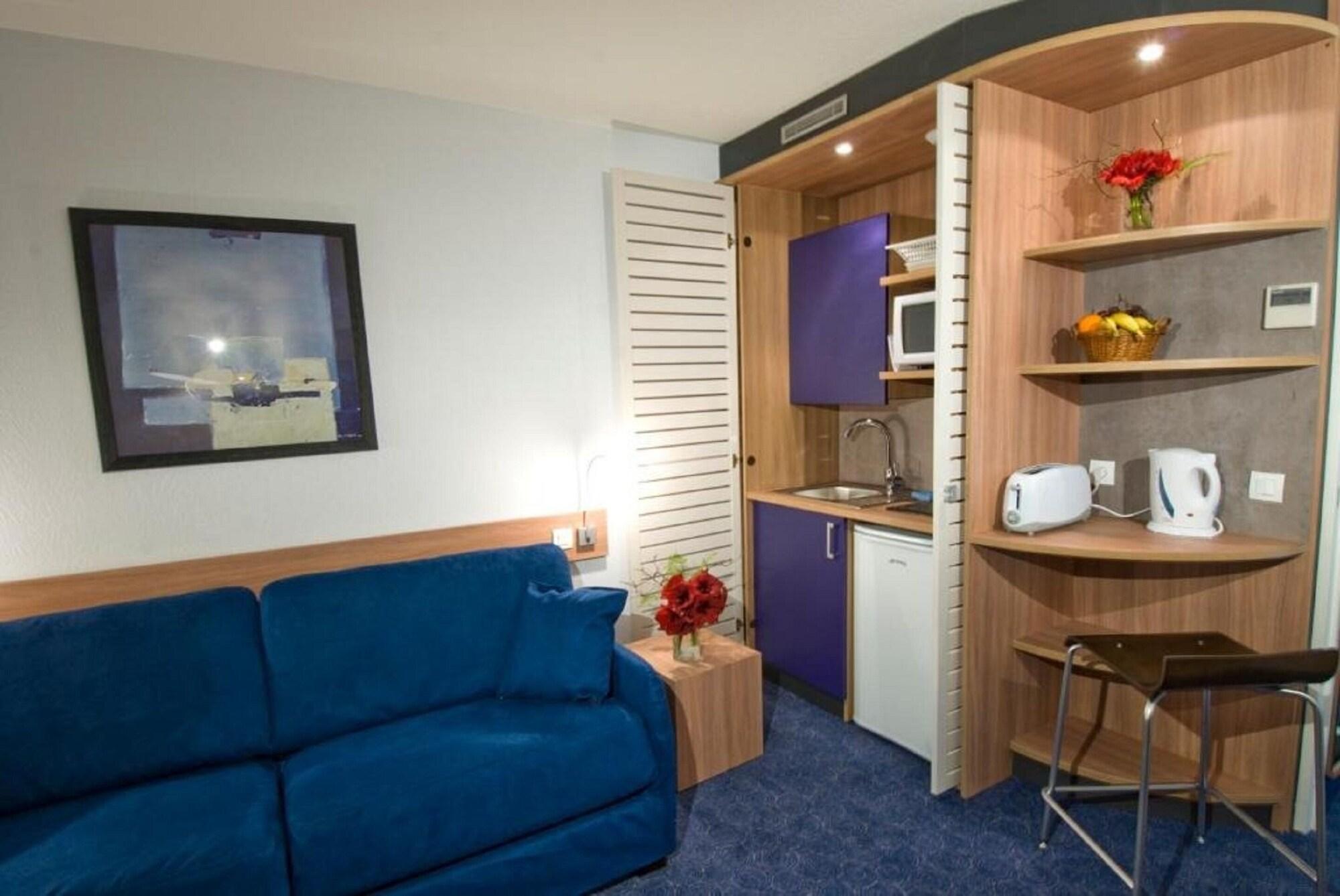 Canal Suites Pantin Esterno foto
