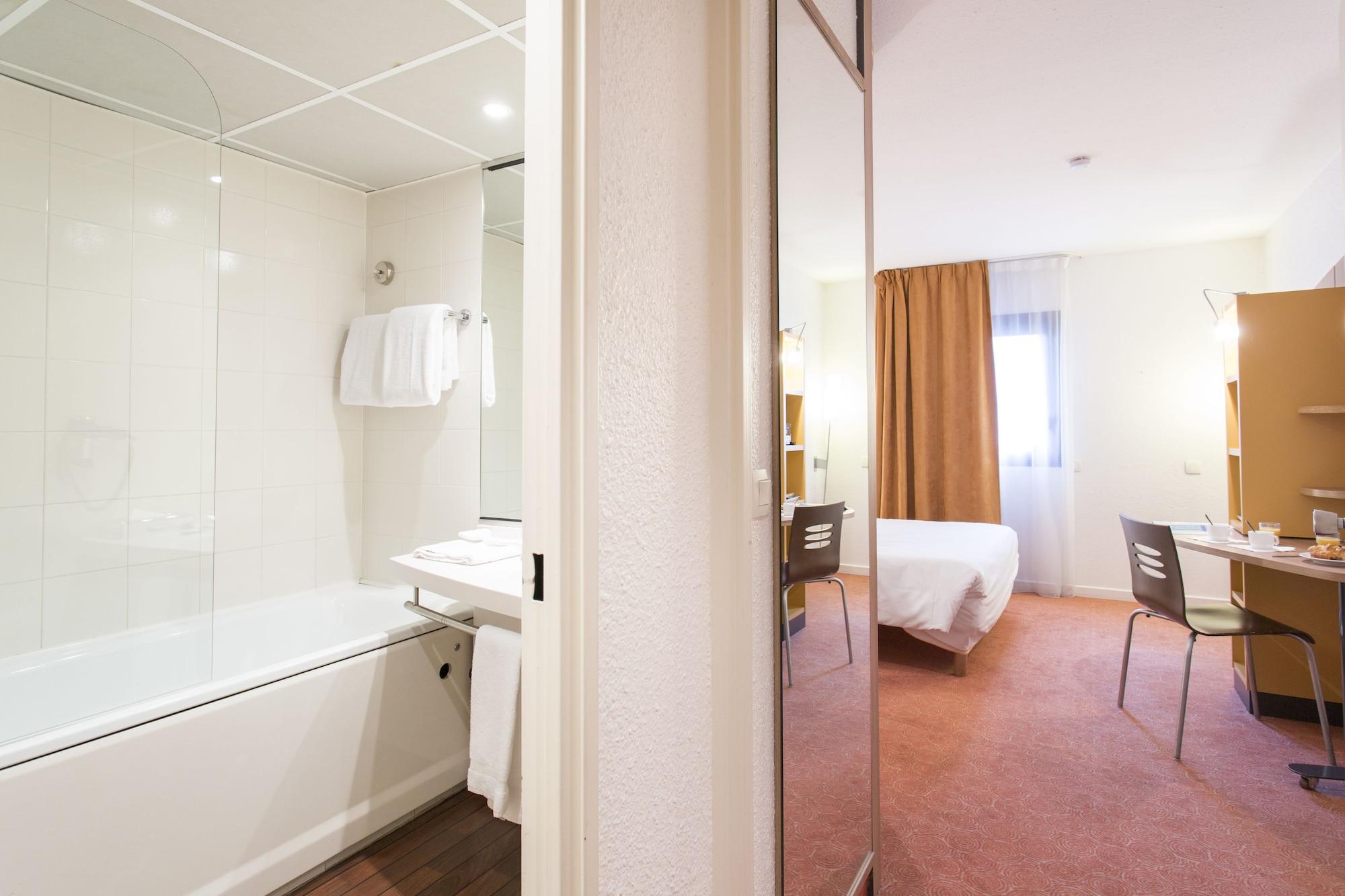 Canal Suites Pantin Esterno foto