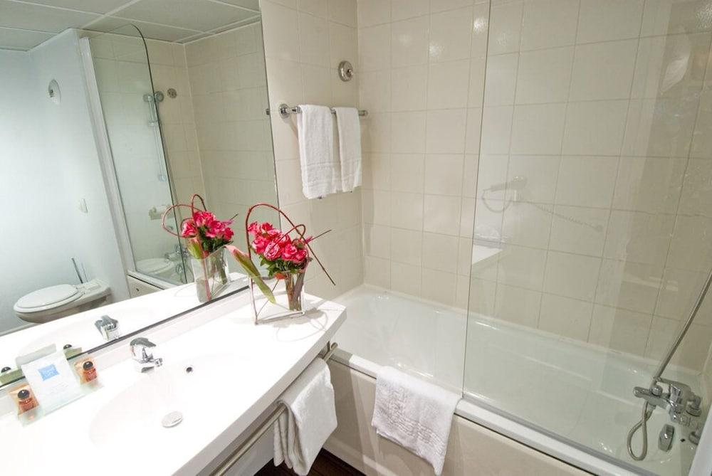 Canal Suites Pantin Esterno foto