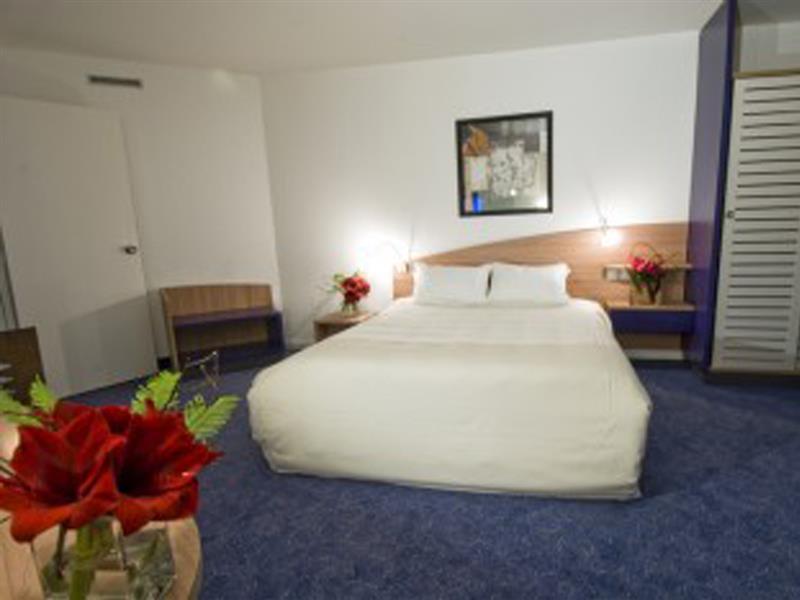 Canal Suites Pantin Esterno foto