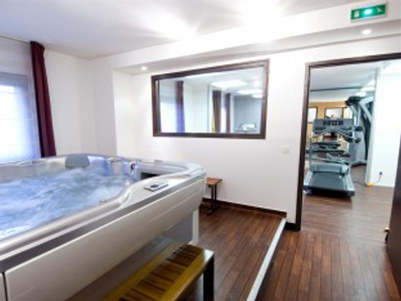 Canal Suites Pantin Esterno foto