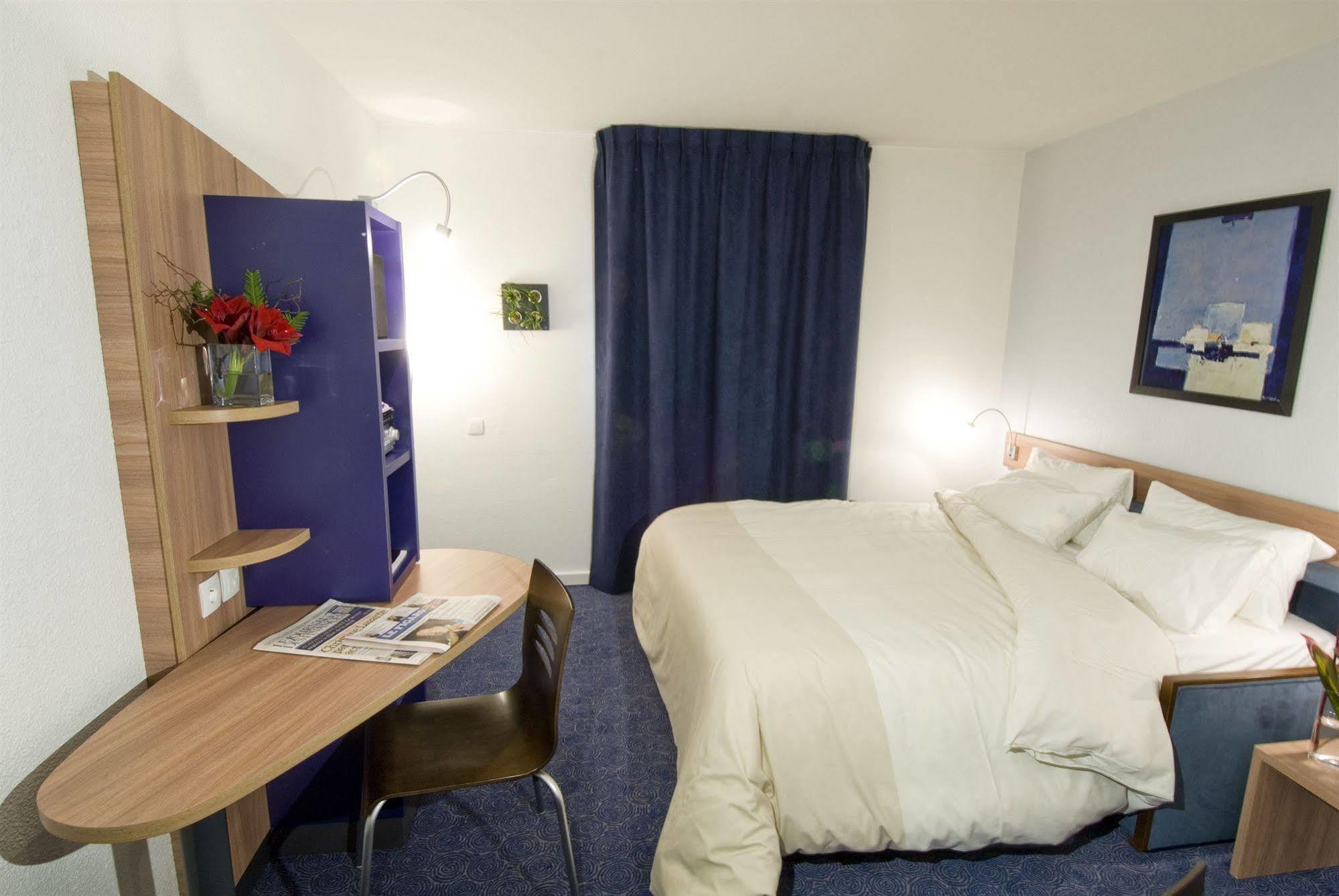 Canal Suites Pantin Esterno foto